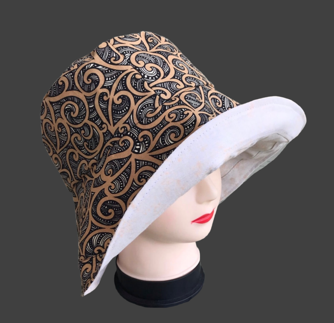 Ladies hat