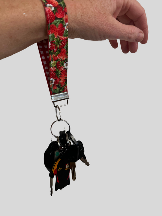 Wristlet keychain
