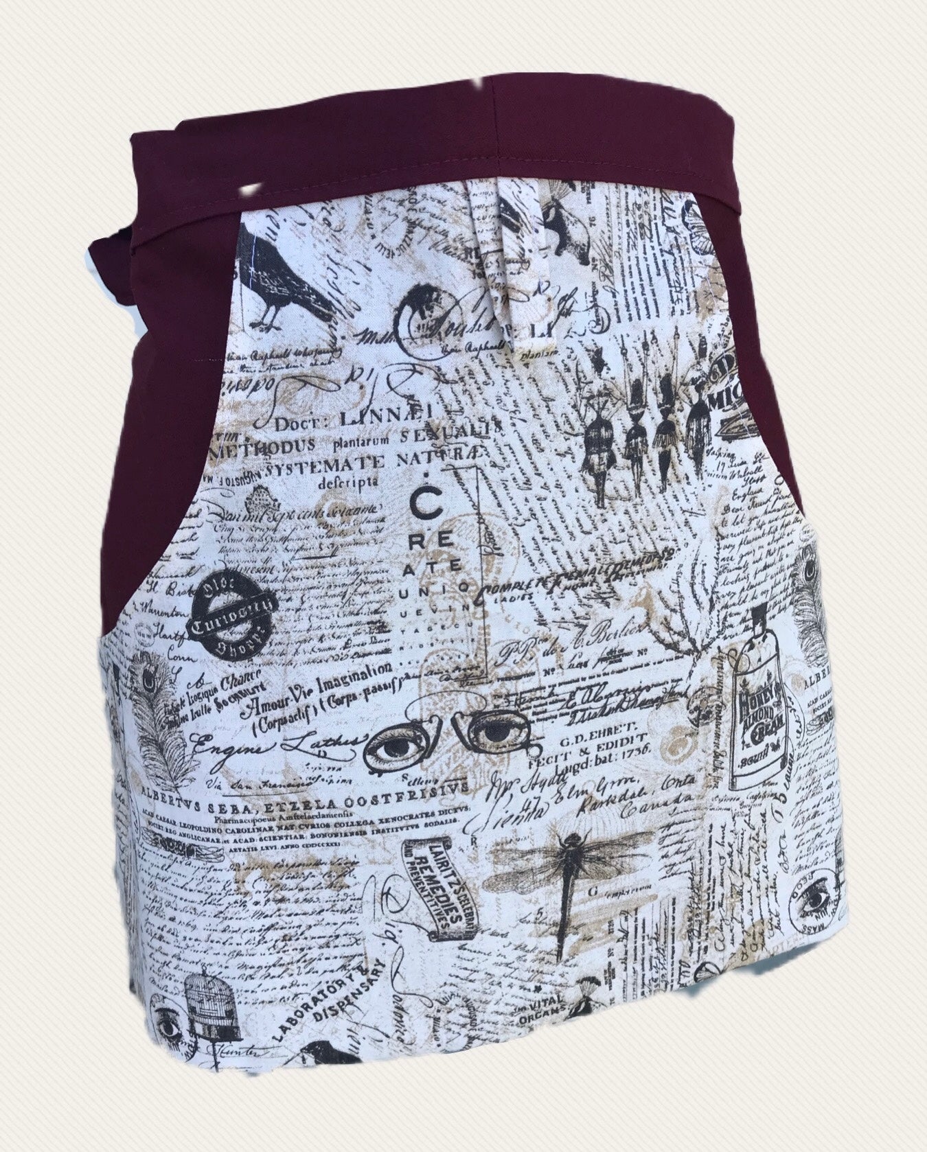 Ladies Retro style peg/garden aprons