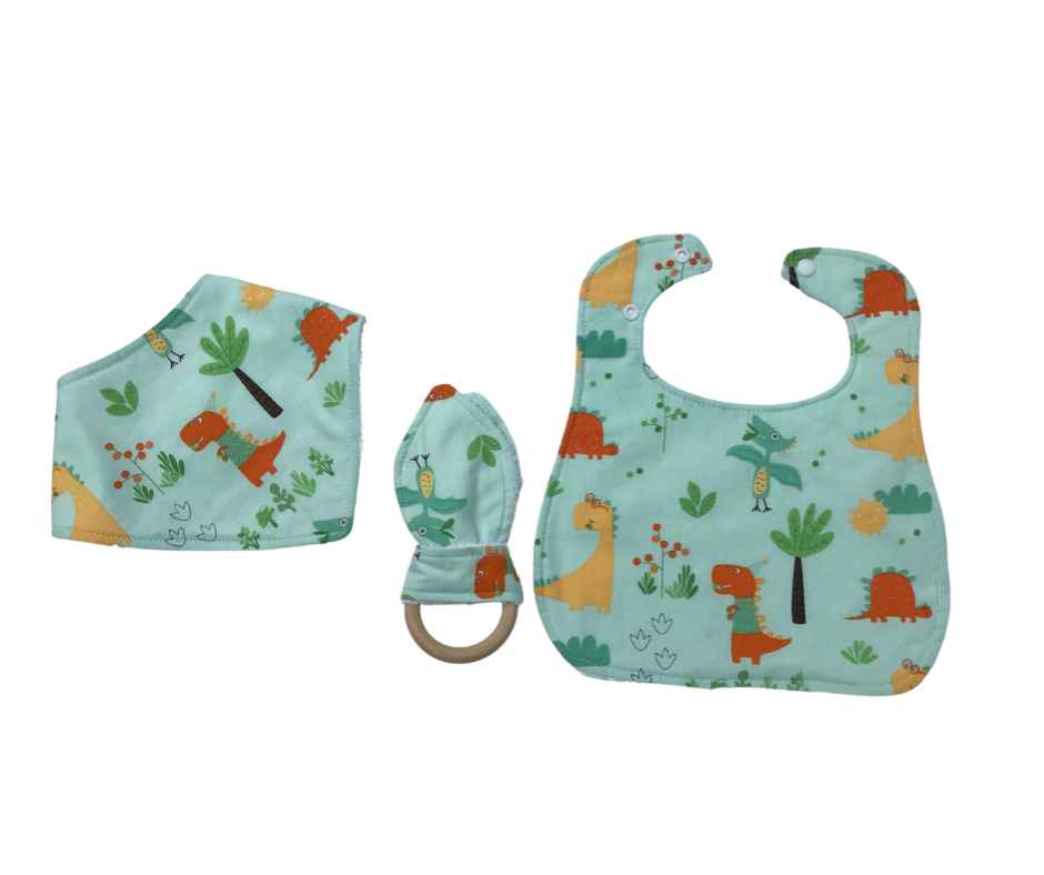 Baby's bib gift set
