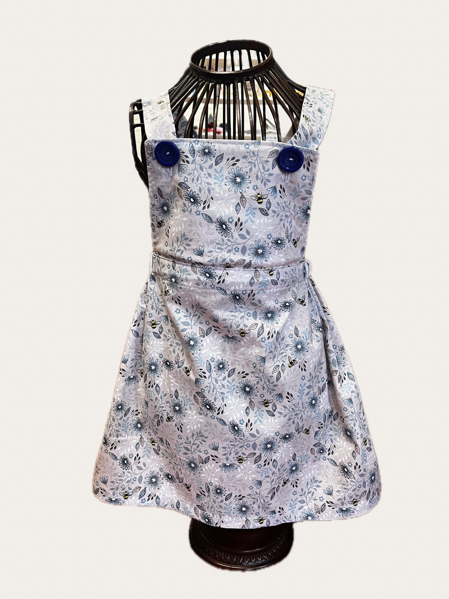 Bib pinafore