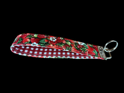 Wristlet keychain