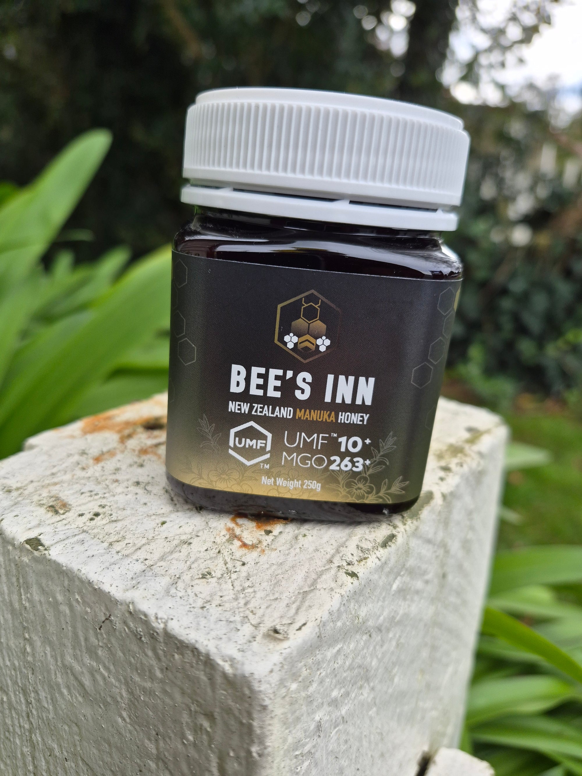 Bees Inn  Manuka Honey