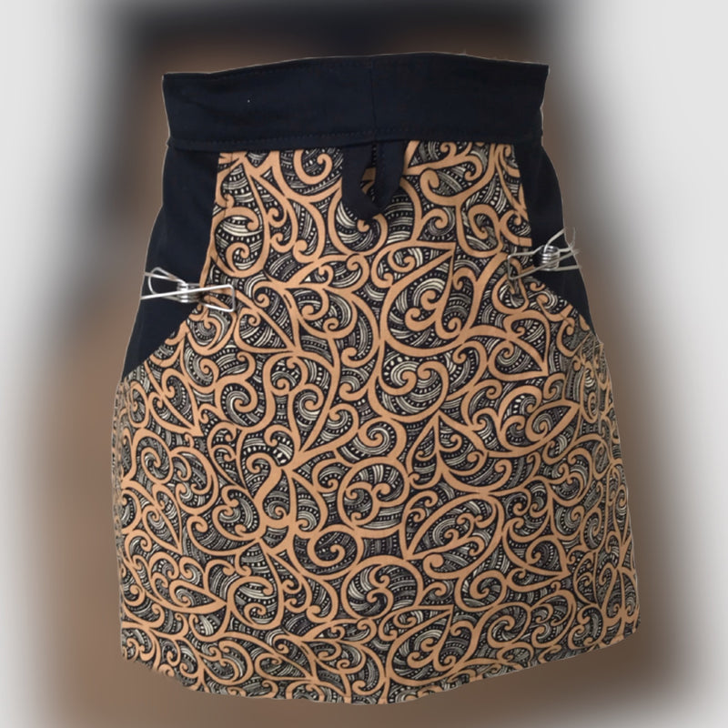 Ladies Retro Style Peg/ Garden Aprons
